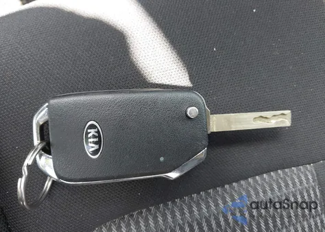 2021 Kia Sorento Lx z USA, uszkodzony, nr VIN 5XYRG4LC3MG005807